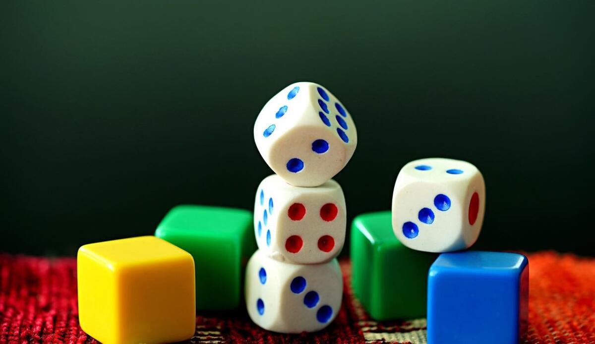 Giochi da tavolo: che cos'è "Famiglia", il gioco che ha fatto scoppiare alcune polemiche - Giochi da tavolo: che cos'è "Famiglia", il gioco che ha fatto scoppiare alcune polemiche - (PIXABAY) - www.notiziesecche.it