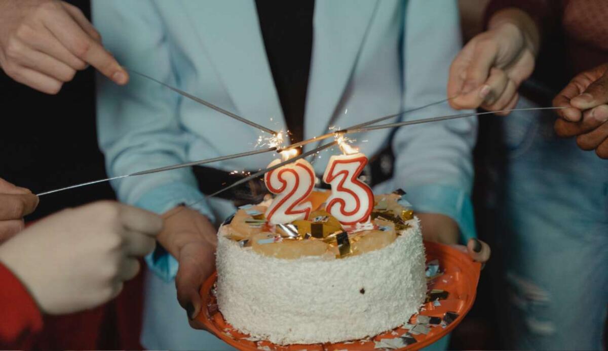 Frasi per 23 anni: gli auguri di compleanno più belli - Frasi per i 23 anni (Canva FOTO) - www.notiziesecche.it