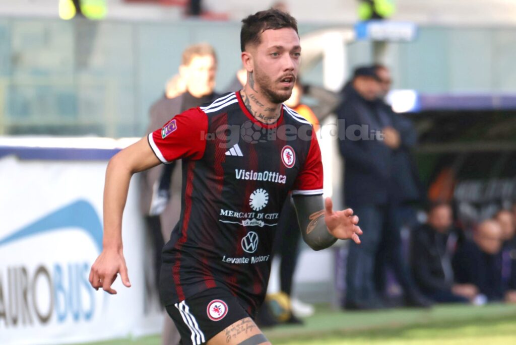 Immagine in evidenza: uno scatto di Foggia-Benevento (Serie C - girone C 2024/25) - crediti: foto di Monica Carbosiero su gentile concessione dell’autrice. Tutti i diritti riservati all’autrice.
