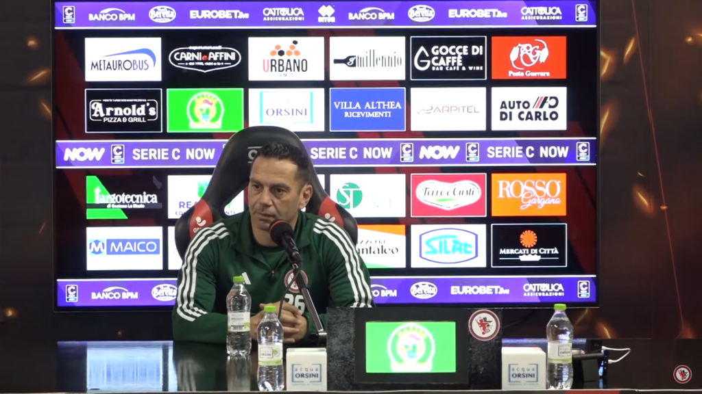 Immagine in evidenza: mister Luciano Zauri - crediti foto: canale ufficiale YouTube Calcio Foggia 1920 (frame da video)