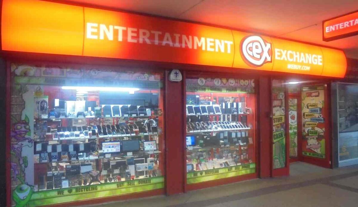 CeX, il negozio che ha rivoluzionato il mercato dell'elettronica di seconda mano - CeX, ecco la storia dietro la famosa azienda (Wikimedia Commons / Mtaylor848) - FindBest