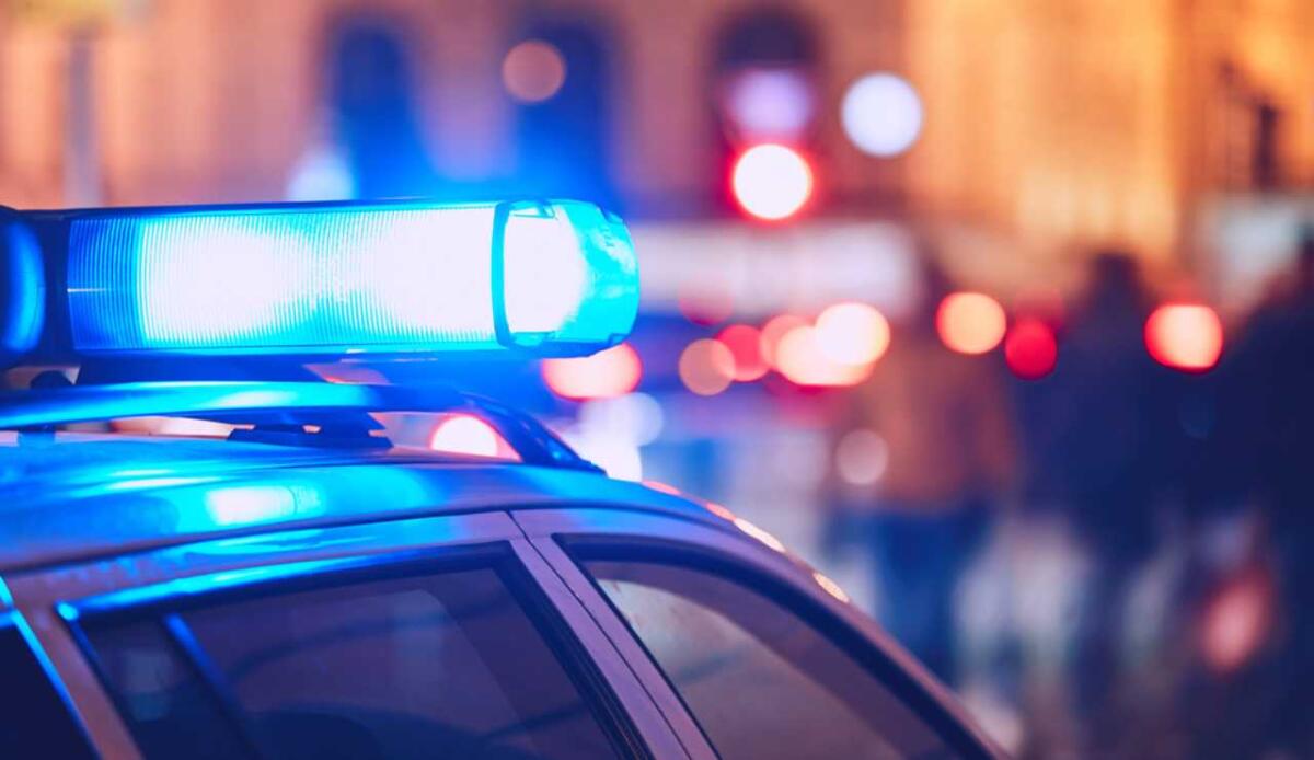 Forze dell'ordine e tutele legali: il delicato equilibrio tra sicurezza e giustizia - Volante della Polizia (Depositphotos foto) - www.notiziesecche.it