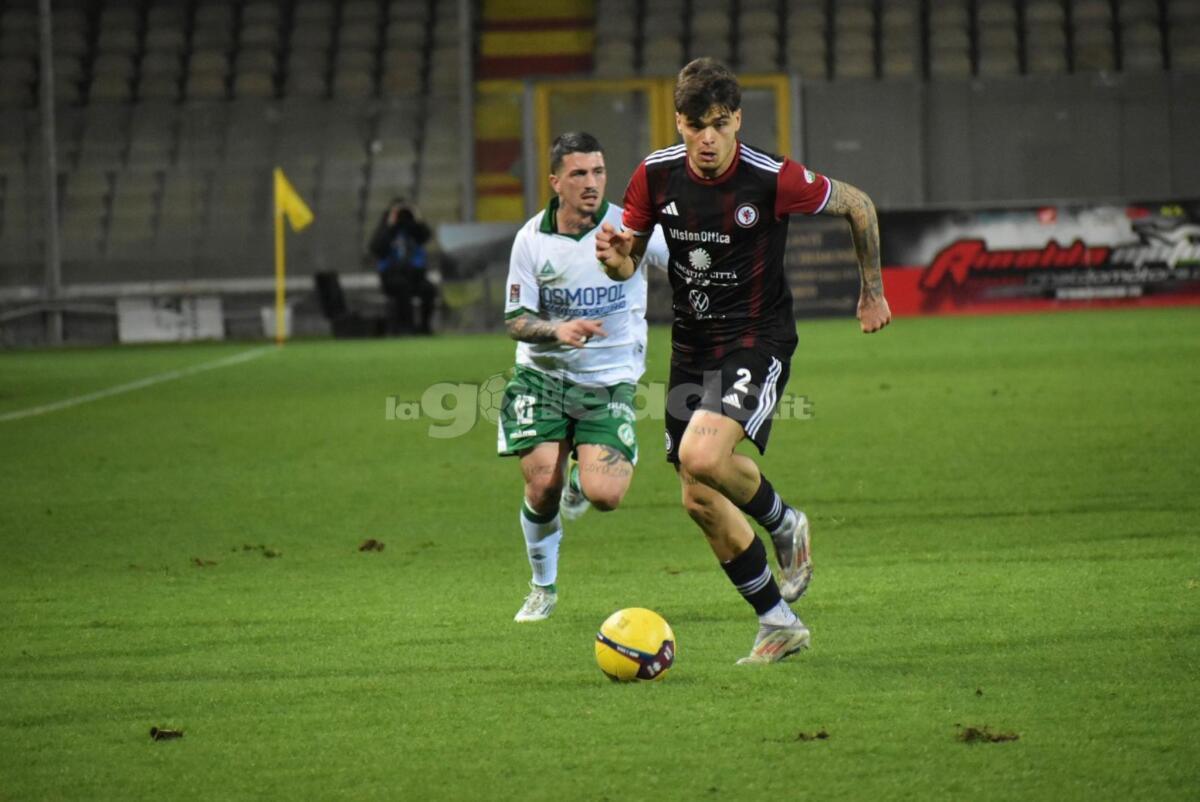 Serie C, Riccio: “Il Foggia ha fatto pochissimo per vincere” - Immagine in evidenza: uno scatto di Foggia-Avellino (Serie C - girone C 2024/25) - crediti: foto di Luigia Spinelli/lagoleada.it (RIPRODUZIONE VIETATA)