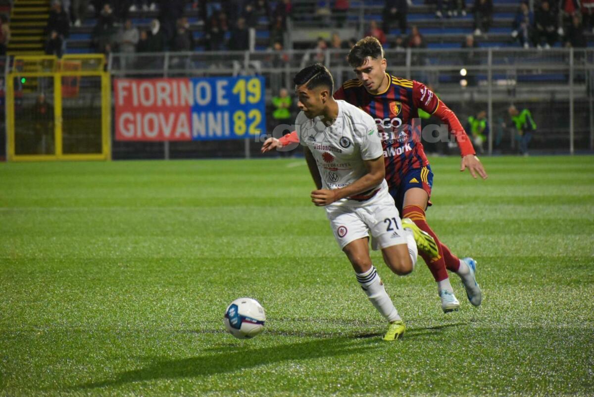 Foggia, Vezzoni verso il rinnovo? - Immagine in evidenza: uno scatto di Potenza-Foggia (Serie C - girone C 2024/25) - crediti: foto di Luigia Spinelli/lagoleada.it (RIPRODUZIONE VIETATA)