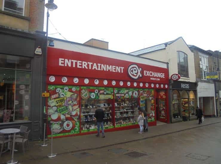 CeX, dai negozi al web il successo è ampio (Wikimedia Commons / Mtaylor848) - FindBest
