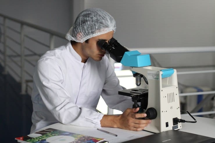EVO-2: creato un nuovo modello di AI a servizio della biologia