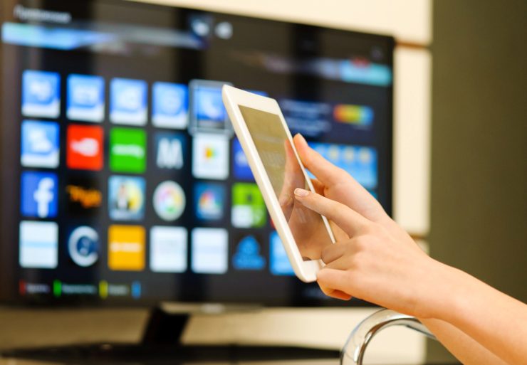 Smartphone, gli infrarossi per controllare i diversi dispositivi (DepositPhotos) - FindBest