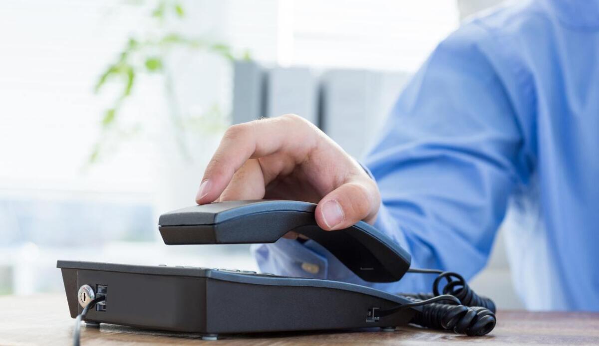 Frasi segreteria telefonica: Messaggi - Messaggi originali per la segreteria telefonica (Canva FOTO) - www.notiziesecche.it