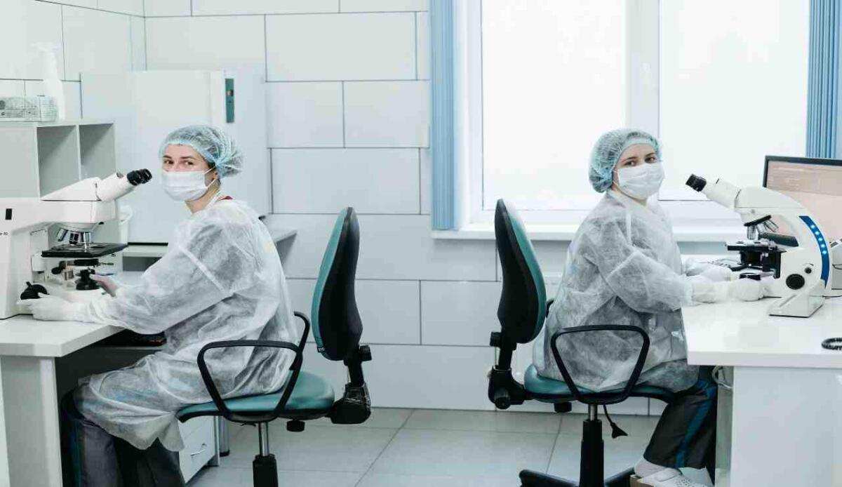 Donne e scienza, l’Italia arranca: una delle percentuali più basse in Europa - Le stime sono bassissime (pexels.com) - www.statodonna.it