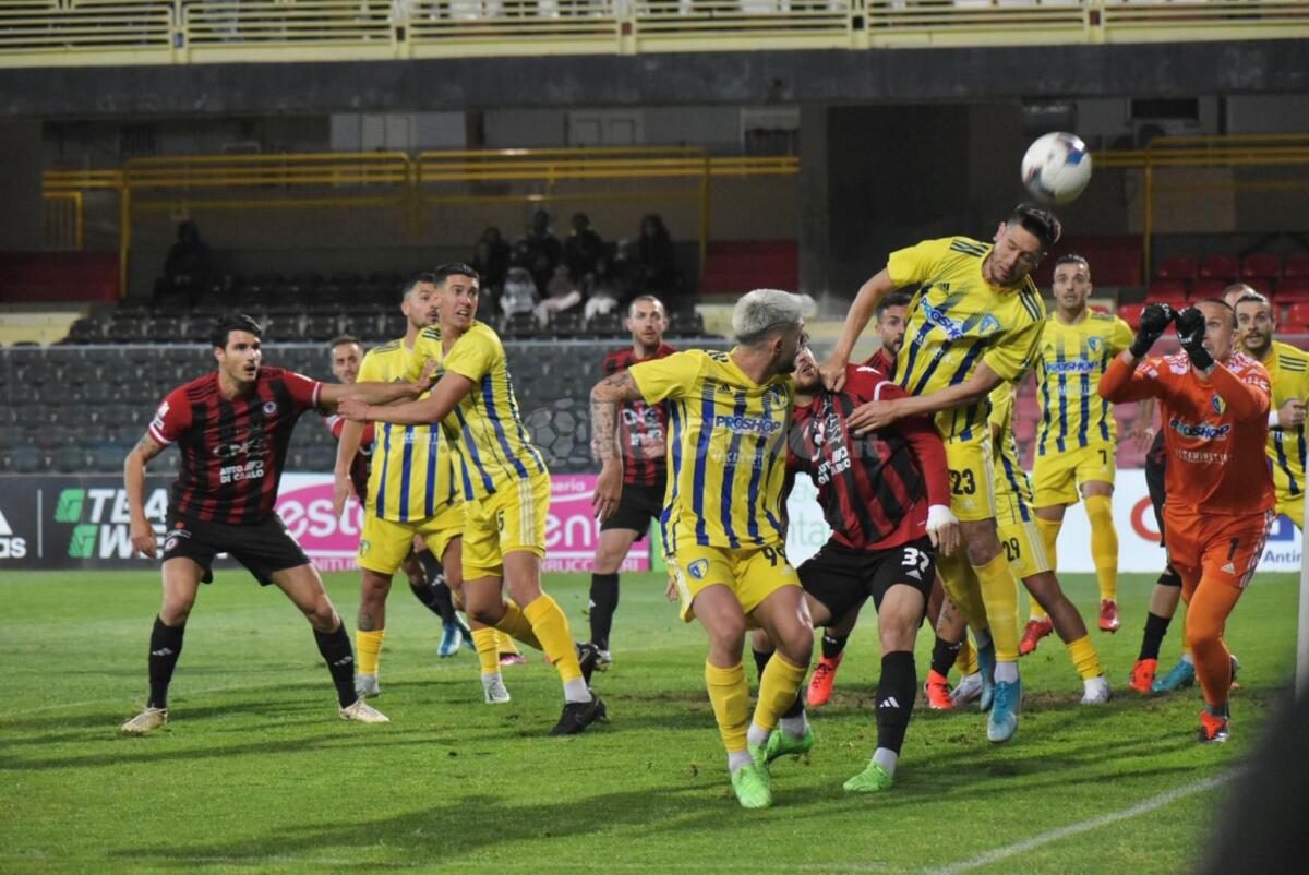 Cerignola-Foggia, probabili formazioni e dove vederla - Immagine in evidenza: uno scatto di Foggia-Audace Cerignola (Serie C - girone C 2023/24) - crediti: foto di Luigia Spinelli (RIPRODUZIONE VIETATA)