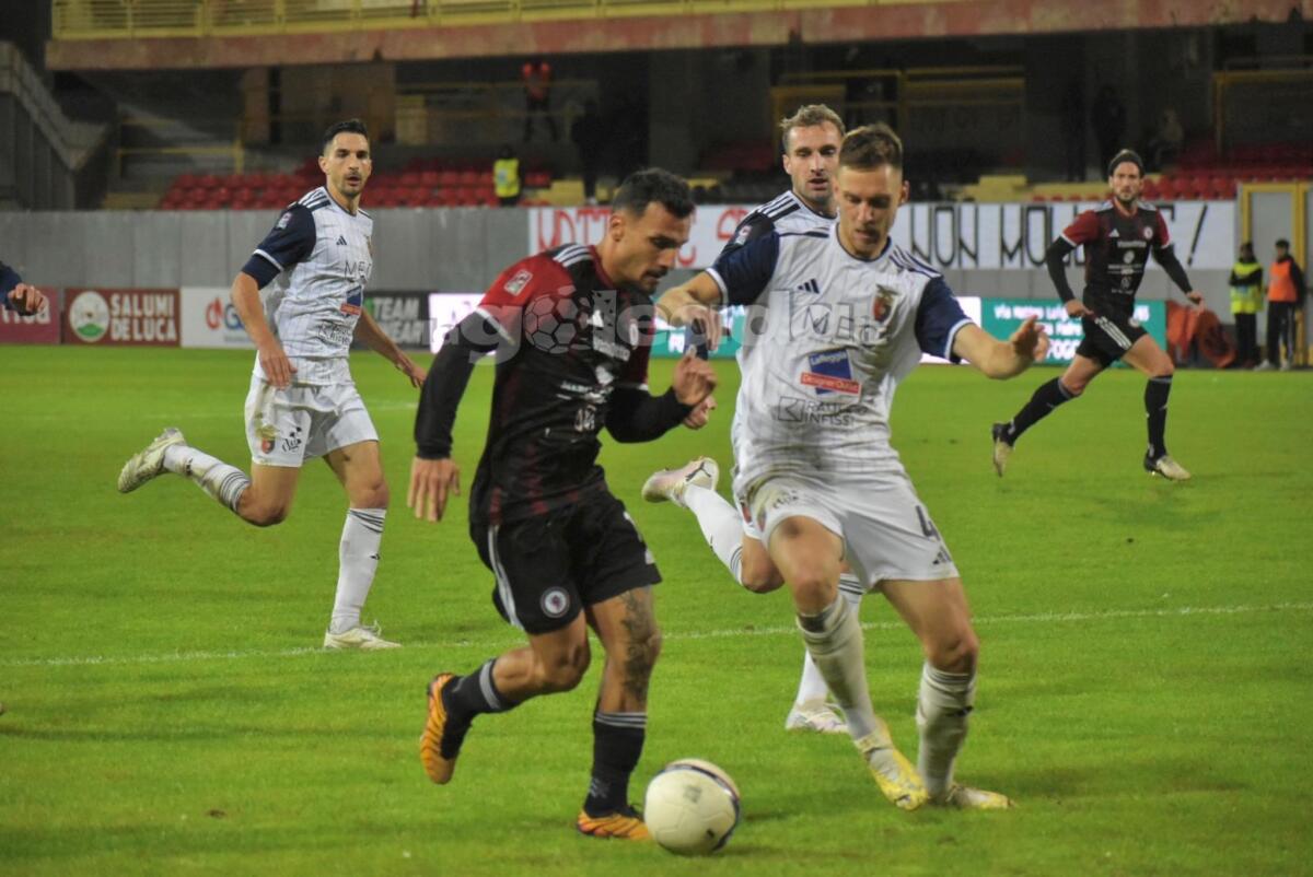 Casertana-Foggia, probabili formazioni e dove vederla - Immagine in evidenza: uno scatto di Foggia-Casertana (Serie C - girone C 2024/25) - crediti: foto di Luigia Spinelli (RIPRODUZIONE VIETATA)