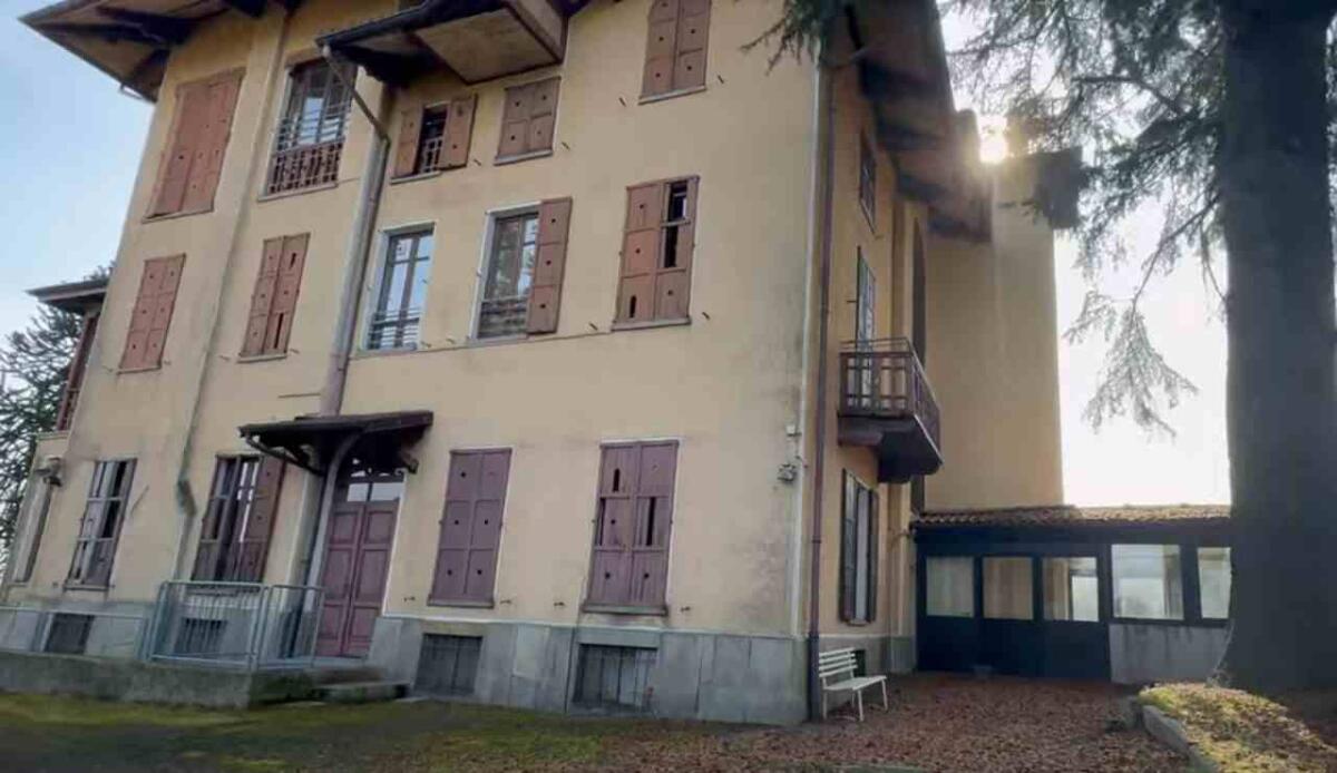 Urbex: cos'è? Il fascino segreto dei luoghi abbandonati - Esplorazione Urbex (screenshot Urbex Squad/YouTube) - www.notiziesecche.it