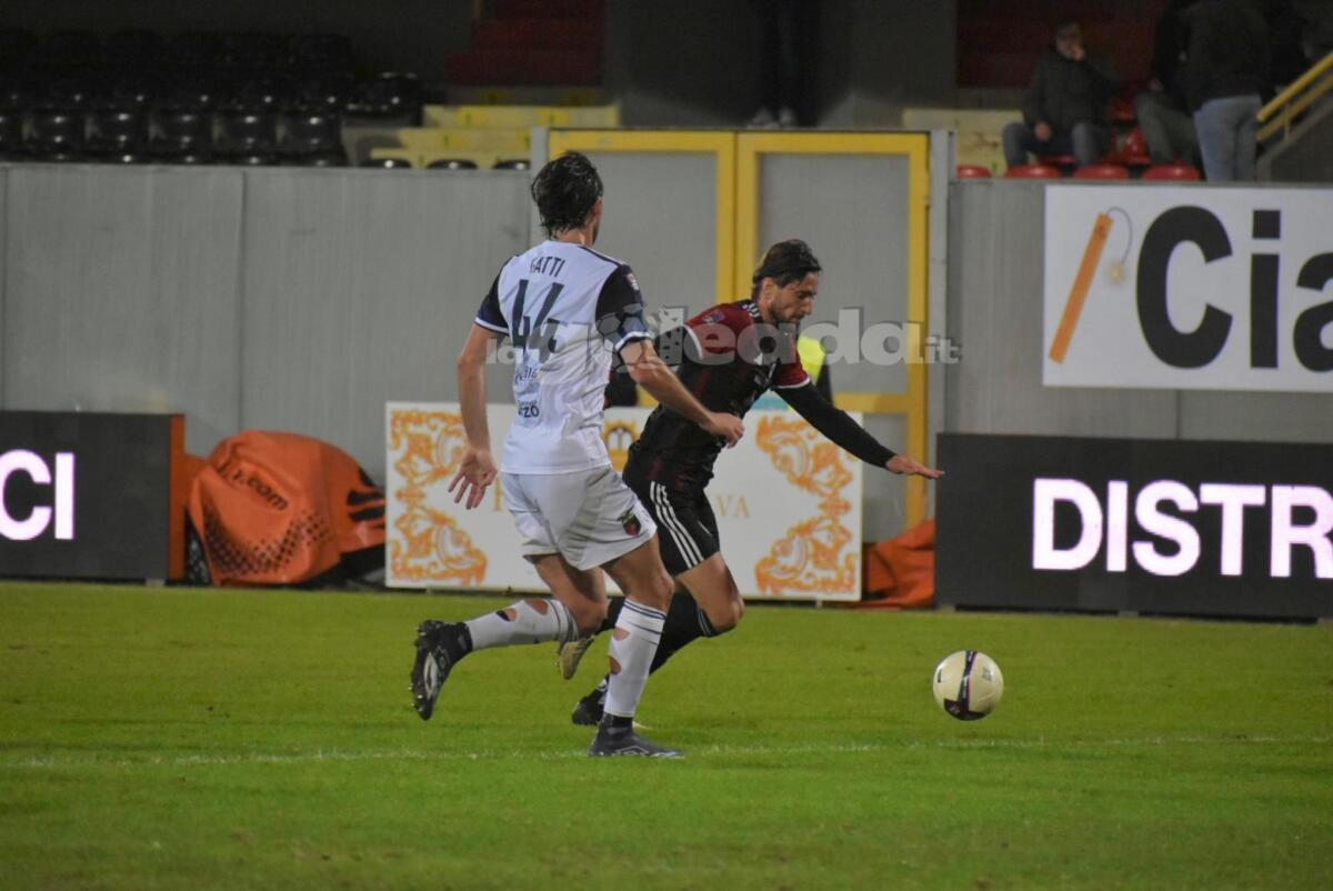 Chi arbitrerà Casertana-Foggia? Il nome e le statistiche - Immagine in evidenza: uno scatto di Foggia-Casertana (Serie C - girone C 2024/25) - crediti: foto di Luigia Spinelli (RIPRODUZIONE VIETATA)