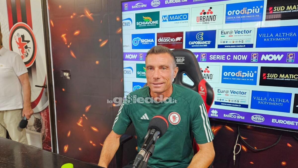 Juventus NG, Brambilla: "Foggia? Gara tosta. Vincere non è mai facile" - Immagine in evidenza: mister Massimo Brambilla - crediti: foto di Mario Mescia/lagoleada.it (RIPRODUZIONE VIETATA)