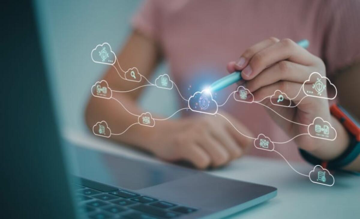 Flessibile, resistente e auto-riparante: il gel con 10.000 strati nanometrici che imita la pelle - Applicazioni future per l'idrogel (Canva) - findbest.it