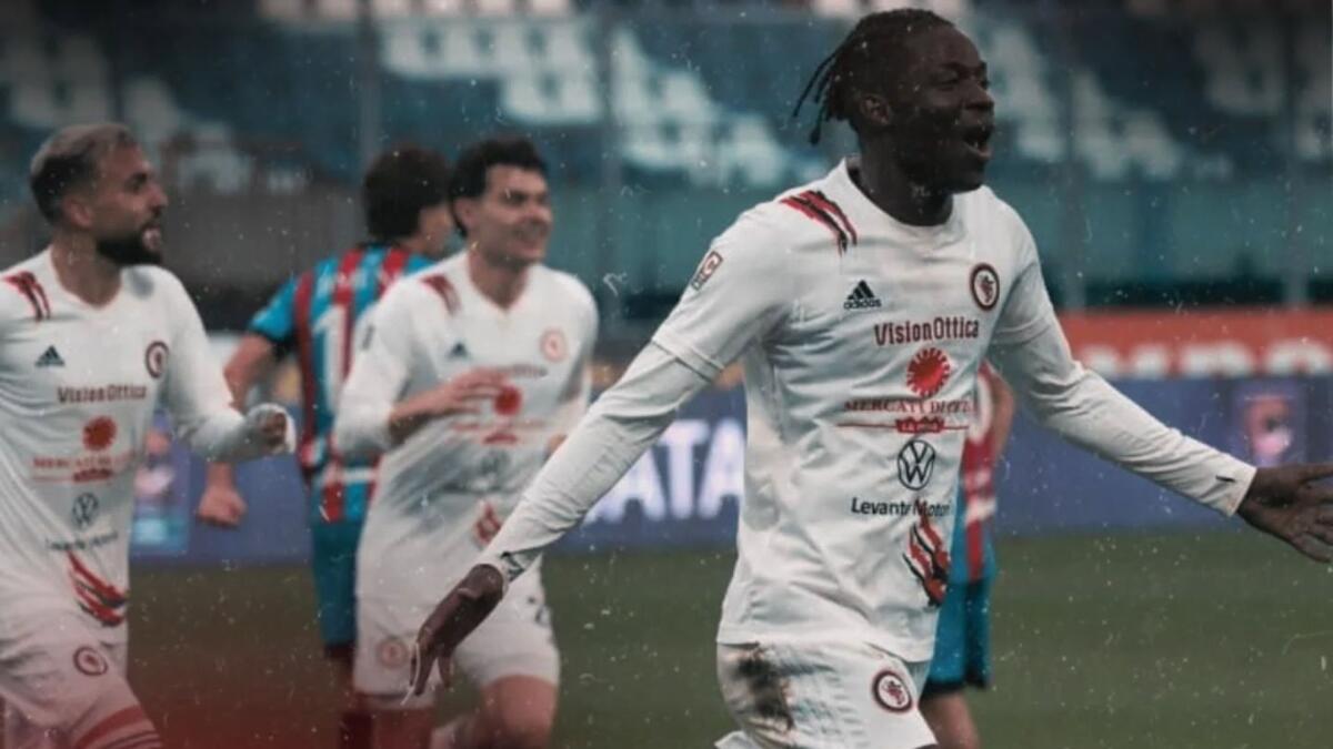 Botta e risposta: Catania e Foggia dividono la posta in palio - Immagine in evidenza: uno scatto di Catania-Foggia (Serie C - girone C 2024/25) - crediti foto: pagina ufficiale Facebook Calcio Foggia 1920