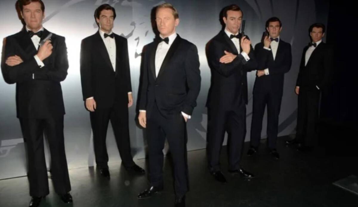 James Bond passa ad Amazon: la famiglia Broccoli perde il controllo dopo 60 anni - I vari James Bond (Depositphotos foto)  - www.notiziesecche.it