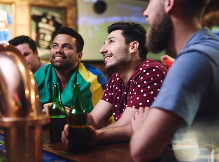 Pub quiz, ecco come essere il più intelligente in assoluto (Freepik Foto) - www.notiziesecche.it