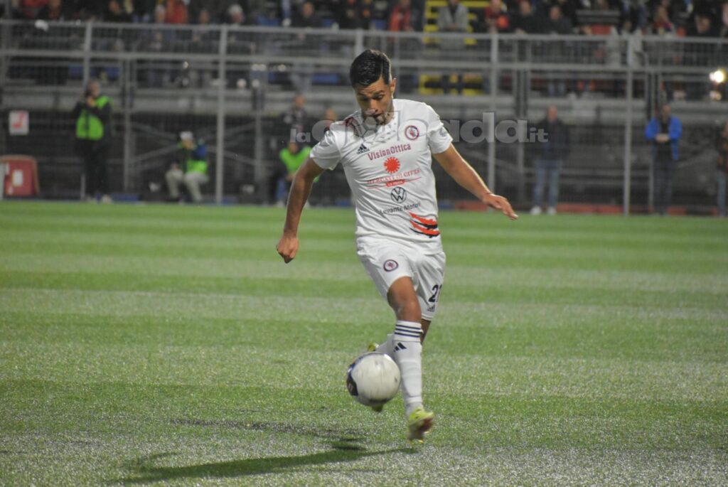 Immagine in evidenza: uno scatto di Potenza-Foggia (Serie C - girone C 2024/25) - crediti: foto di Luigia Spinelli/lagoleada.it (RIPRODUZIONE VIETATA)