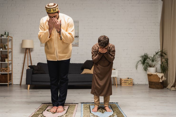 Ramadan, un momento di preghiera per tutta la famiglia (DepositPhotos) - Qrios