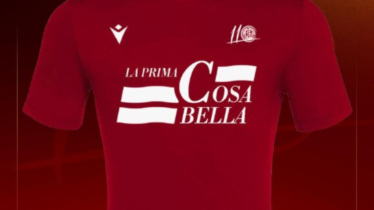Prima promozione in Serie C: il Livorno torna tra i professionisti - Immagine in evidenza: Livorno in Serie C - crediti foto: pagina ufficiale Facebook Unione Sportiva Livorno 1915