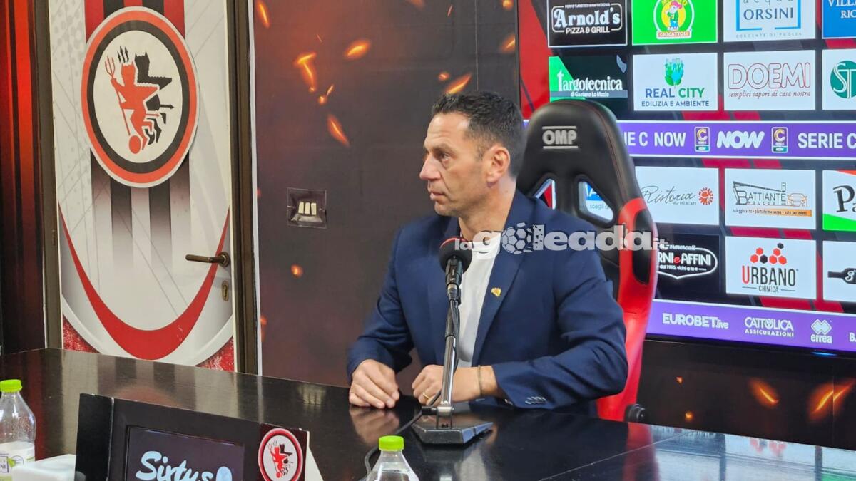 Foggia, Zauri: "Battuti, ma non ridimensionati. Col Messina una finale" - Immagine in evidenza: mister Luciano Zauri - crediti: foto di Mario Mescia/lagoleada.it (RIPRODUZIONE VIETATA)