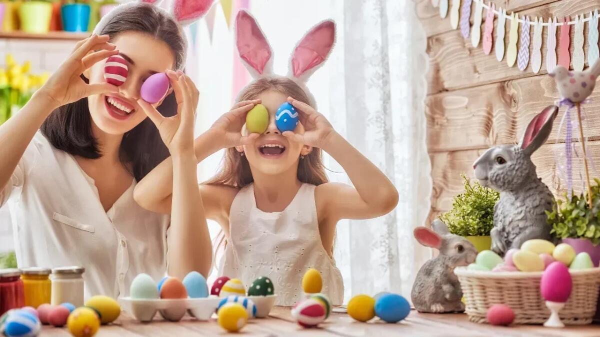 Pasqua, fai così e il divertimento sarà assicurato: trascorrerai una giornata diversa dal solito - Pasqua, fai così e il divertimento sarà assicurato (Canva foto) - Immagine a scopo illustrativo - www.qrios.it