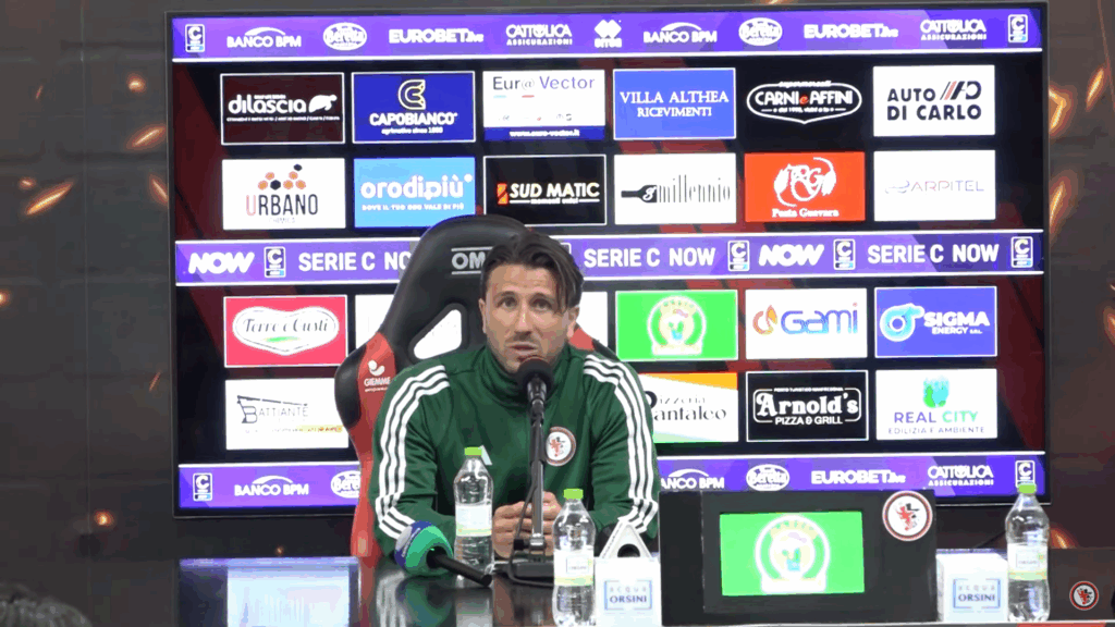 Immagine in evidenza: mister Antonio Gentile - crediti foto: canale ufficiale YouTube Calcio Foggia 1920 (frame da video)