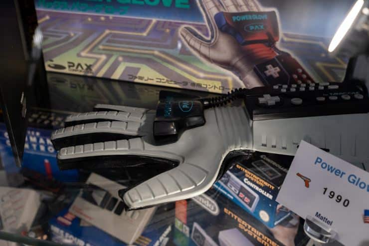 Nintendo, dal Power Glove al Workboy, ecco quali sono gli accessori più strani commercializzati (DepositPhotos) - FindBest