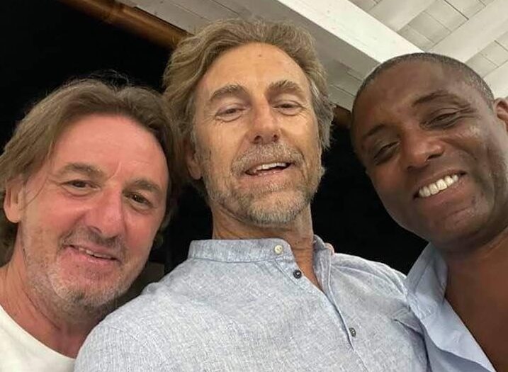 Immagine in evidenza: Beppe Signori, Andrea Seno e Bryan Roy - crediti foto: pagina Facebook SoloFoggia 1920