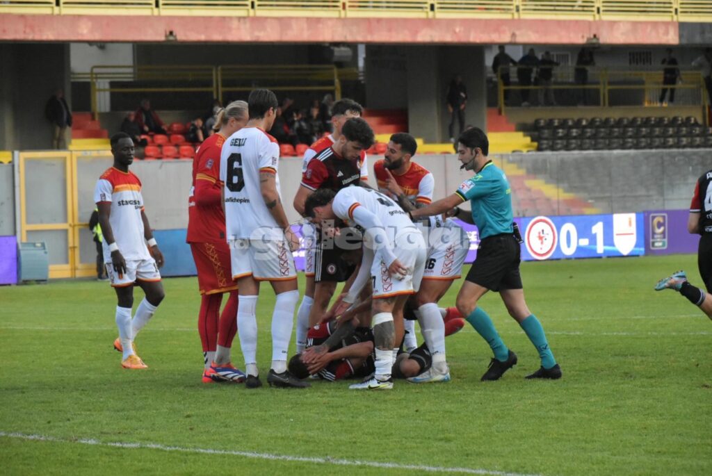 Immagine in evidenza: uno scatto di Foggia-Messina (Serie C - girone C 2024/25) - crediti: foto di Luigia Spinelli/lagoleada.it (RIPRODUZIONE VIETATA)