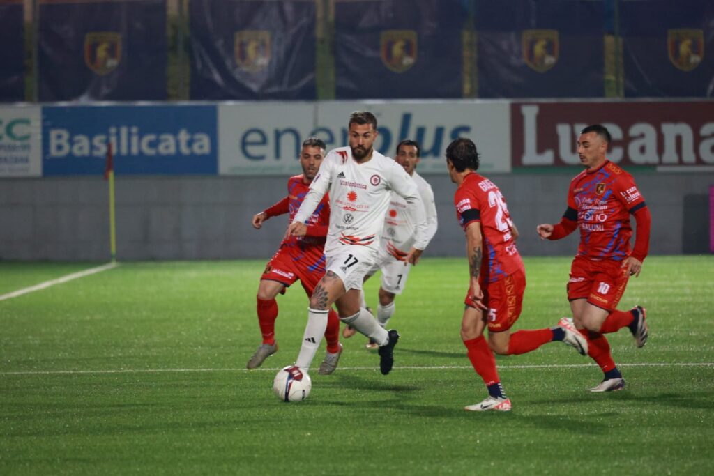 Immagine in evidenza: uno scatto di Picerno-Foggia (Serie C - girone C 2024/25) - crediti: foto di Federico Antonellis/Calcio Foggia 1920