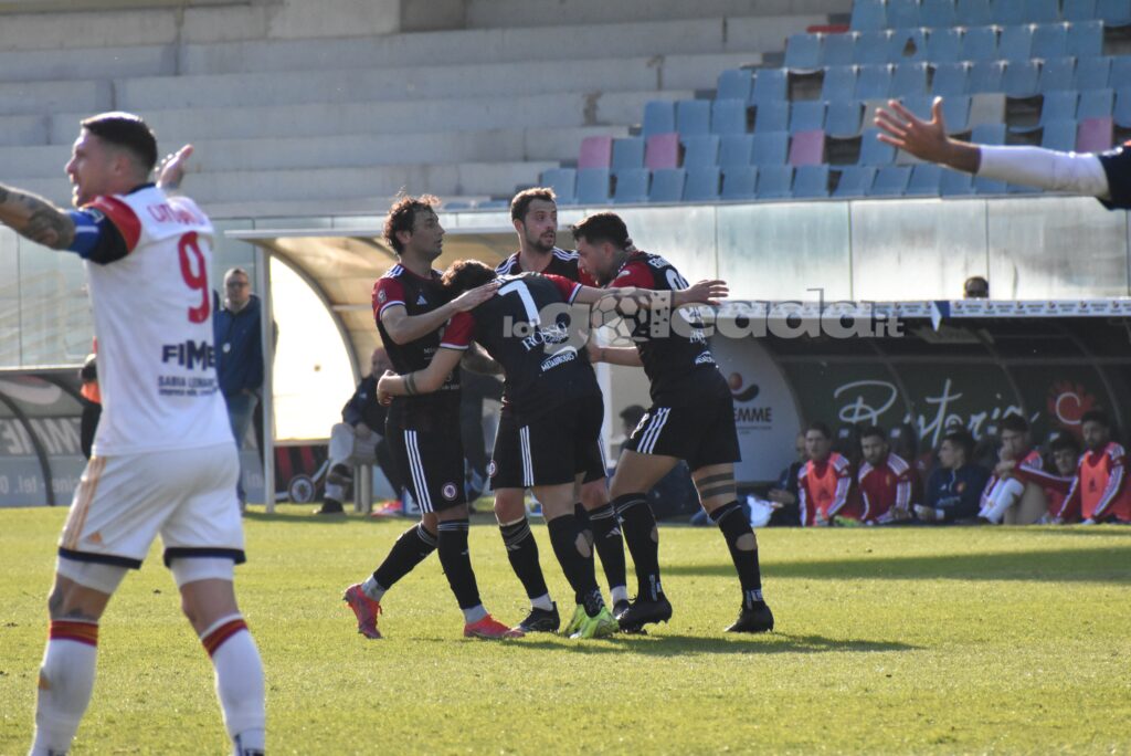 Immagine in evidenza: uno scatto di Foggia-Potenza (Serie C - girone C 2024/25) - crediti: foto di Luigia Spinelli/lagoleada.it (RIPRODUZIONE VIETATA)