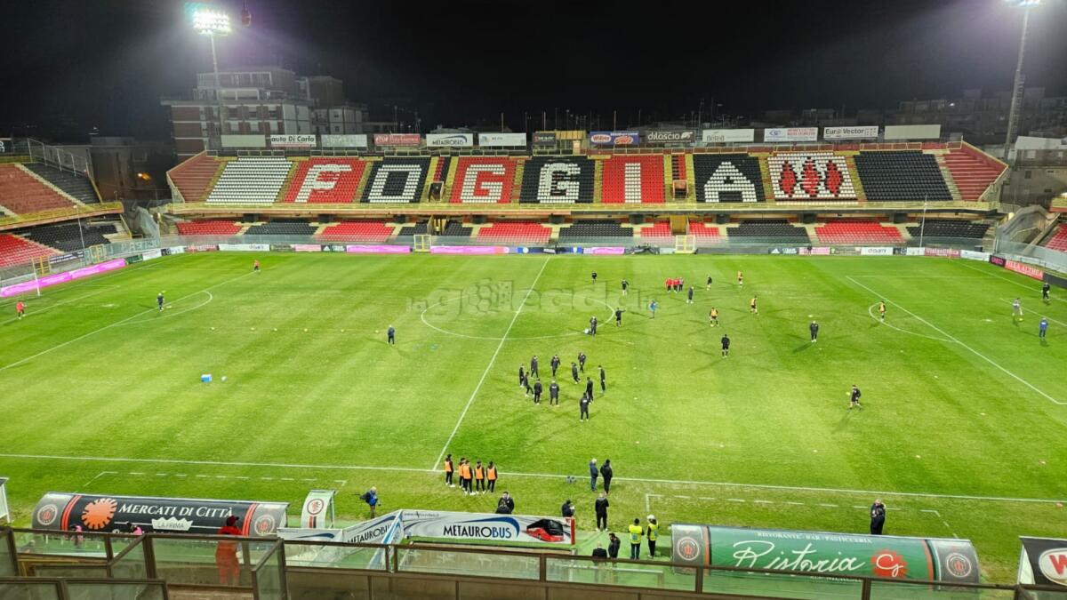 Foggia, tutta la squadra mette in mora il club. E ora? - Immagine in evidenza: lo stadio "Pino Zaccheria" di Foggia - crediti: foto di Mario Mescia/lagoleada.it (RIPRODUZIONE VIETATA)