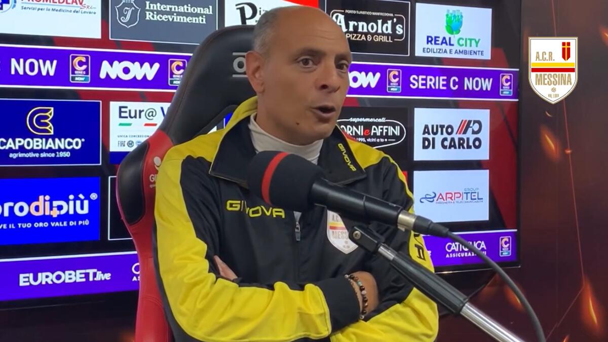 Messina, Gatto: "È parso facile vincere a Foggia, ma non è stato così" - Immagine in evidenza: mister Antonio Gatto - crediti foto: pagina ufficiale Facebook ACR Messina (frame da video)
