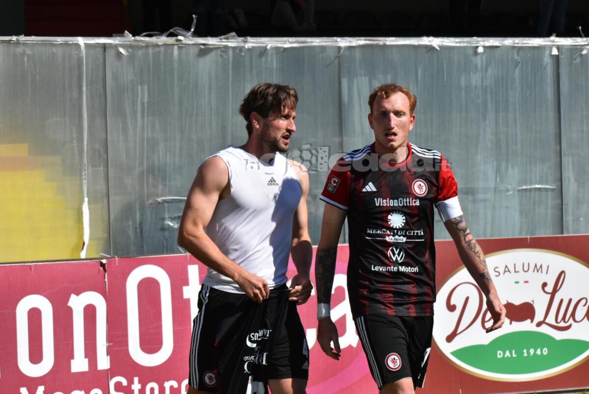 Foggia, Salines: "Non abbiamo mai smesso di crederci. Questa salvezza..." - Immagine in evidenza: uno scatto di Foggia-Messina (playout Serie C 2024/25) - crediti: foto di Luigia Spinelli/lagoleada.it (RIPRODUZIONE VIETATA)