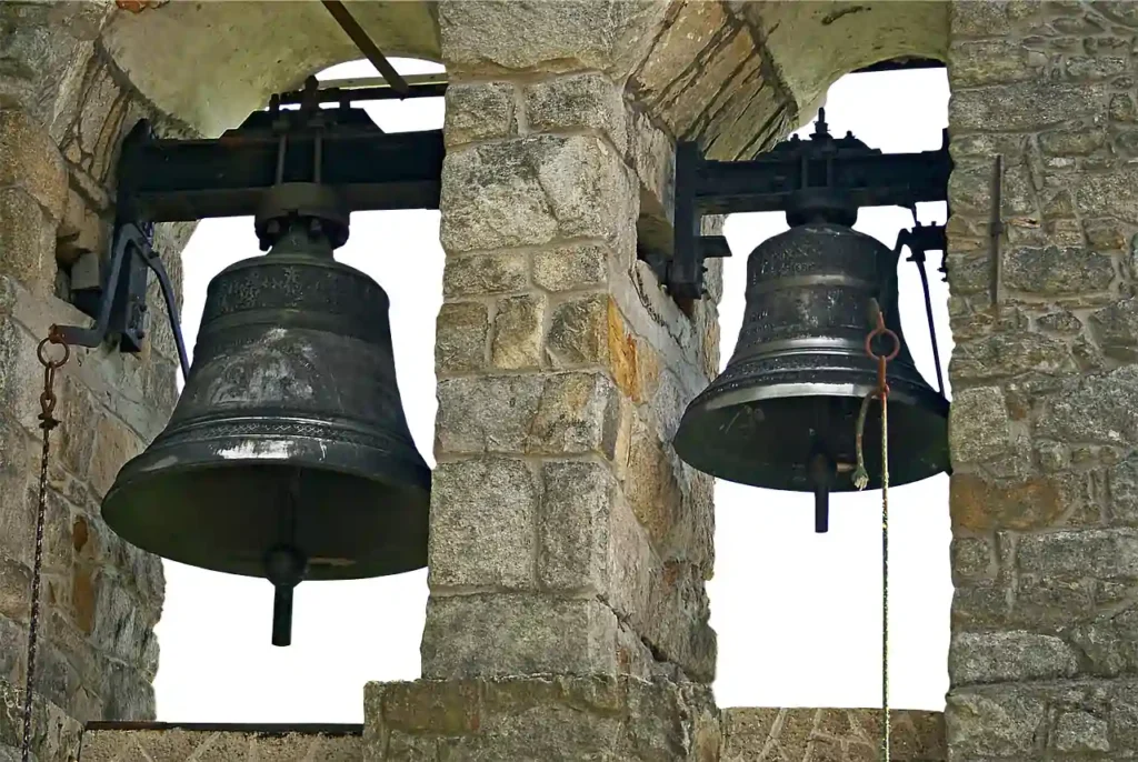 La leggenda della campana sommersa che realizza i tuoi desideri