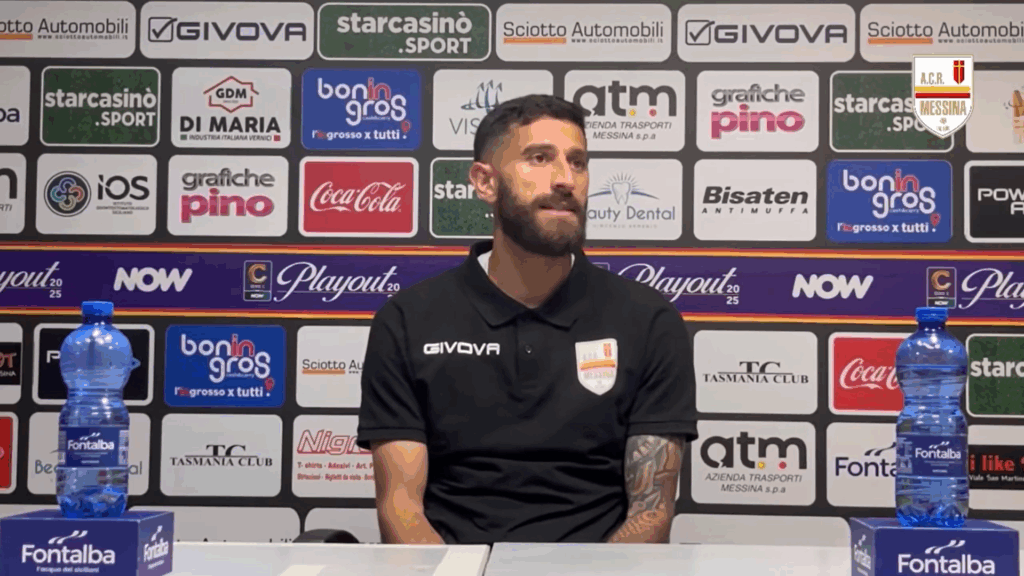 Immagine in evidenza: Marco Crimi - crediti foto: canale ufficiale YouTube ACR Messina (frame da video)