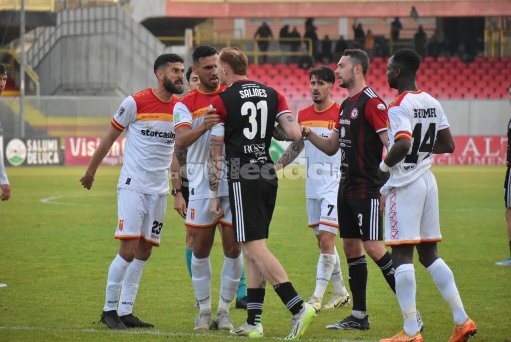 Immagine in evidenza: uno scatto di Foggia-Messina (Serie C - girone C 2024/25) - crediti: foto di Luigia Spinelli/lagoleada.it (RIPRODUZIONE VIETATA)