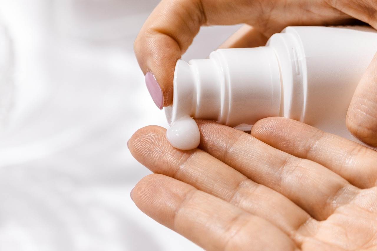 Distributori gratuiti di crema solare: l’iniziativa del Comune di Pisa per combattere i melanomi
