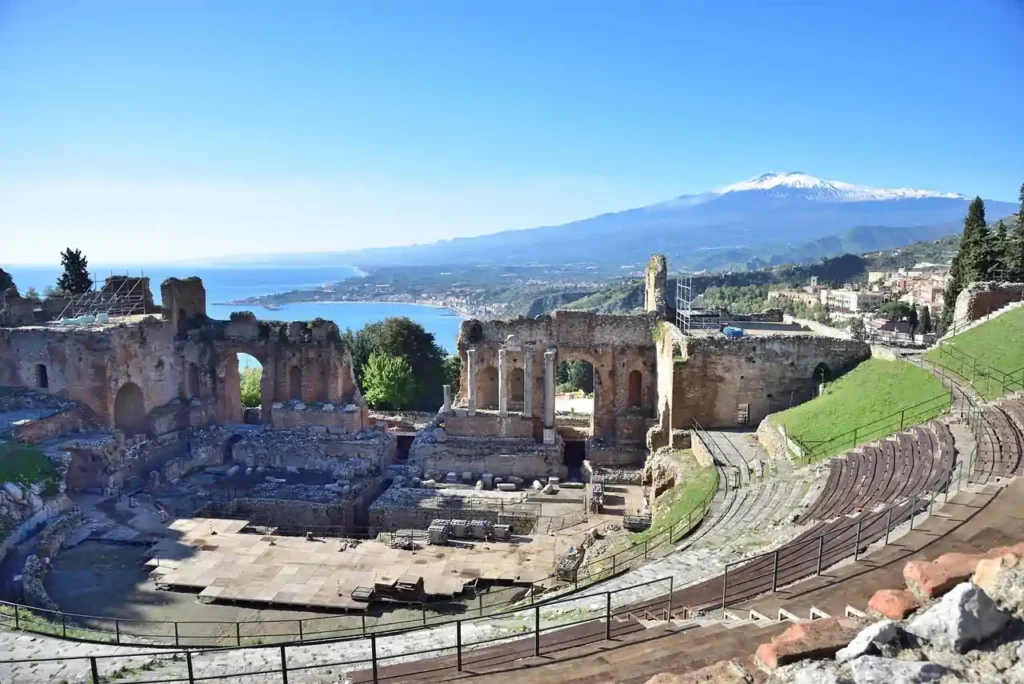 Colapesce: la straordinaria storia del giovane che si sacrificò per la sua terra