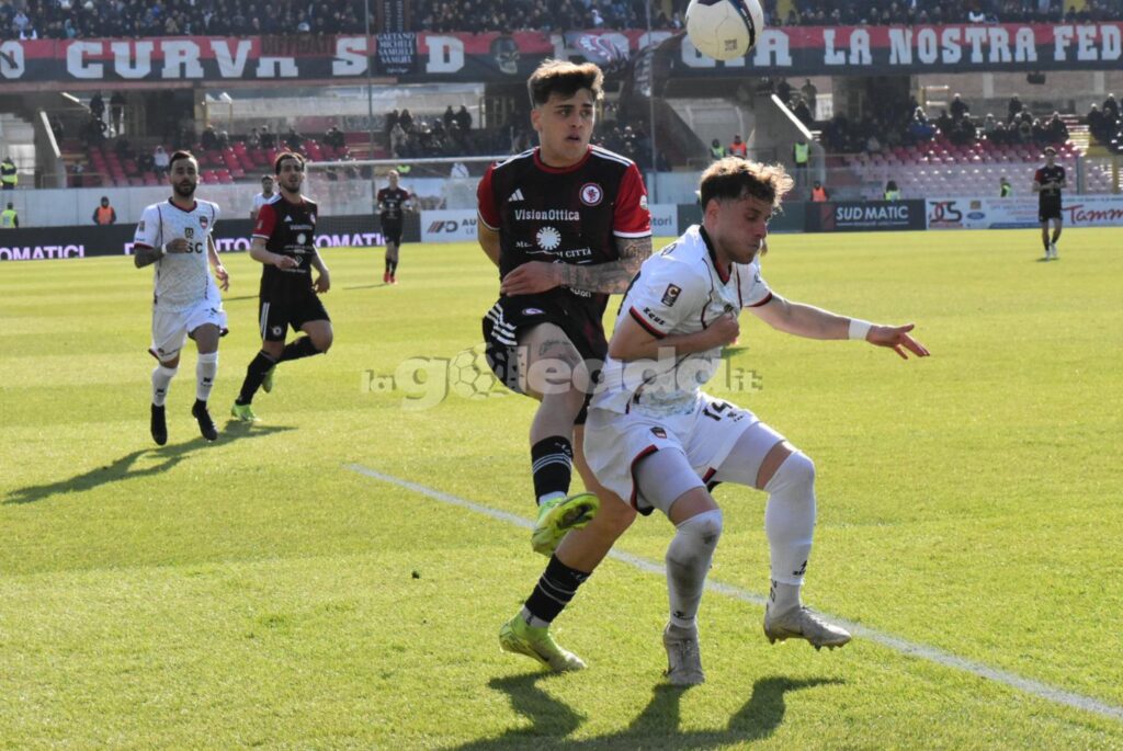 Immagine in evidenza: uno scatto di Foggia-Sorrento (Serie C - girone C 2024/25) - crediti: foto di Luigia Spinelli/lagoleada.it (RIPRODUZIONE VIETATA)