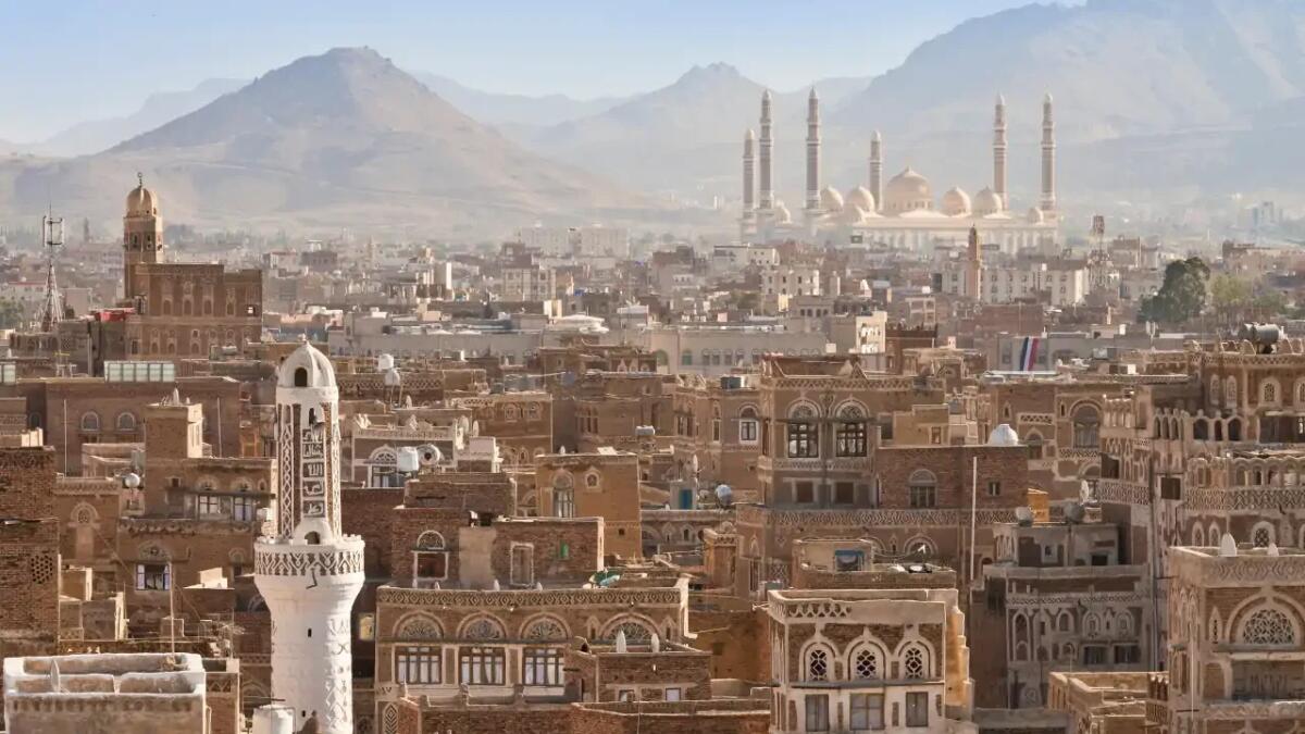 Può il castello Al-Qahira nello Yemen sopravvivere al suo stesso restauro? - 