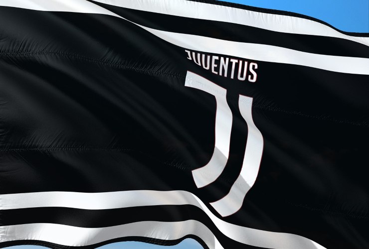 Illustrazione della bandiera della Juventus (Pixabay FOTO) - lagoleada.it