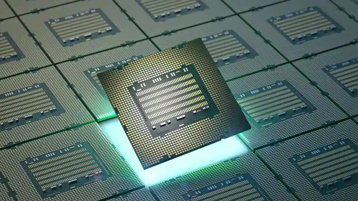 Nuove prospettive per l’elettronica grazie ai portatori caldi nei polimeri semiconduttori - 