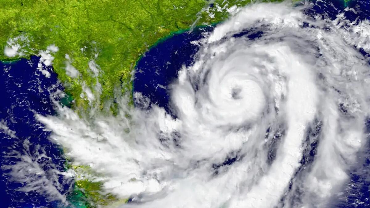 Uragani, meno previsioni accurate: i tagli di Trump minacciano i voli NOAA - 