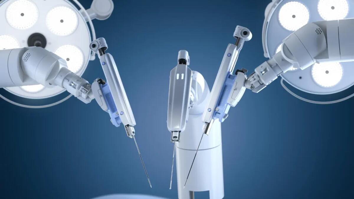 Un robot chirurgo si avvicina all'autonomia totale guidando un'operazione su un maiale - 