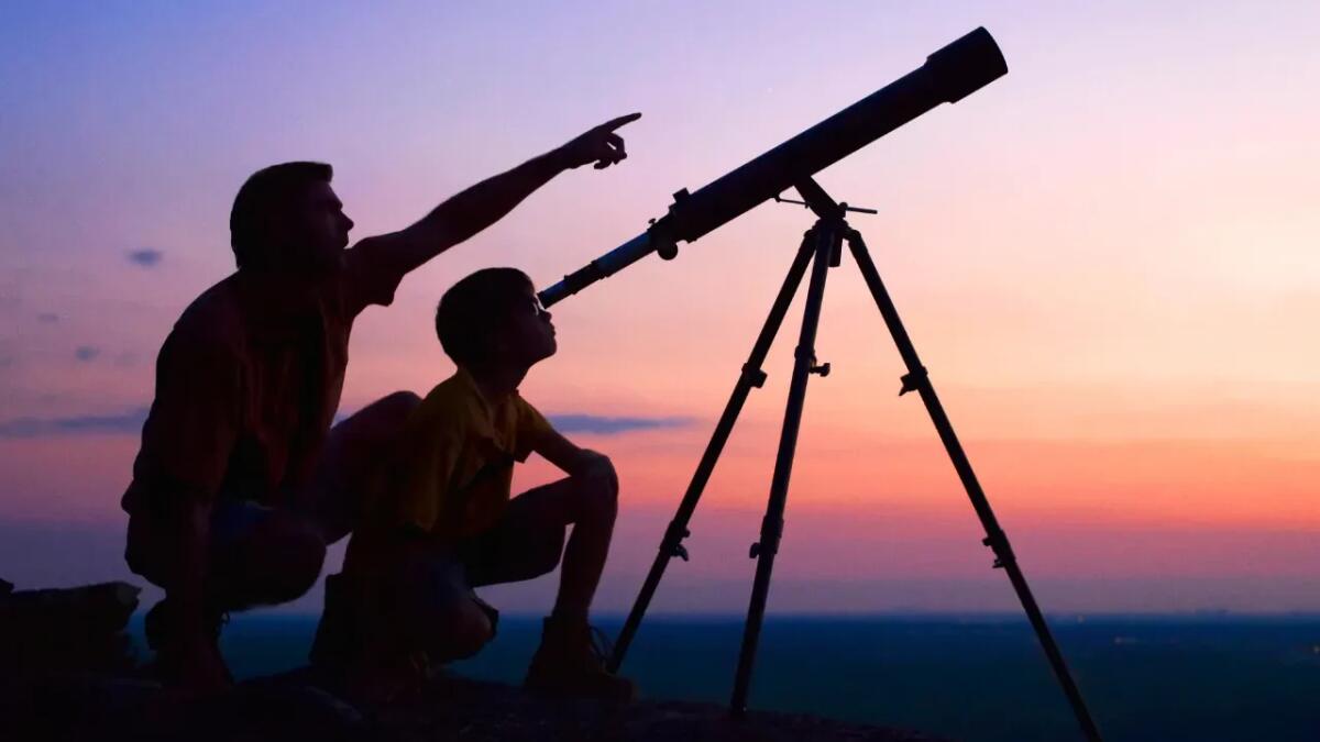 Guida per principianti: scegli il telescopio giusto e scopri l’universo - 