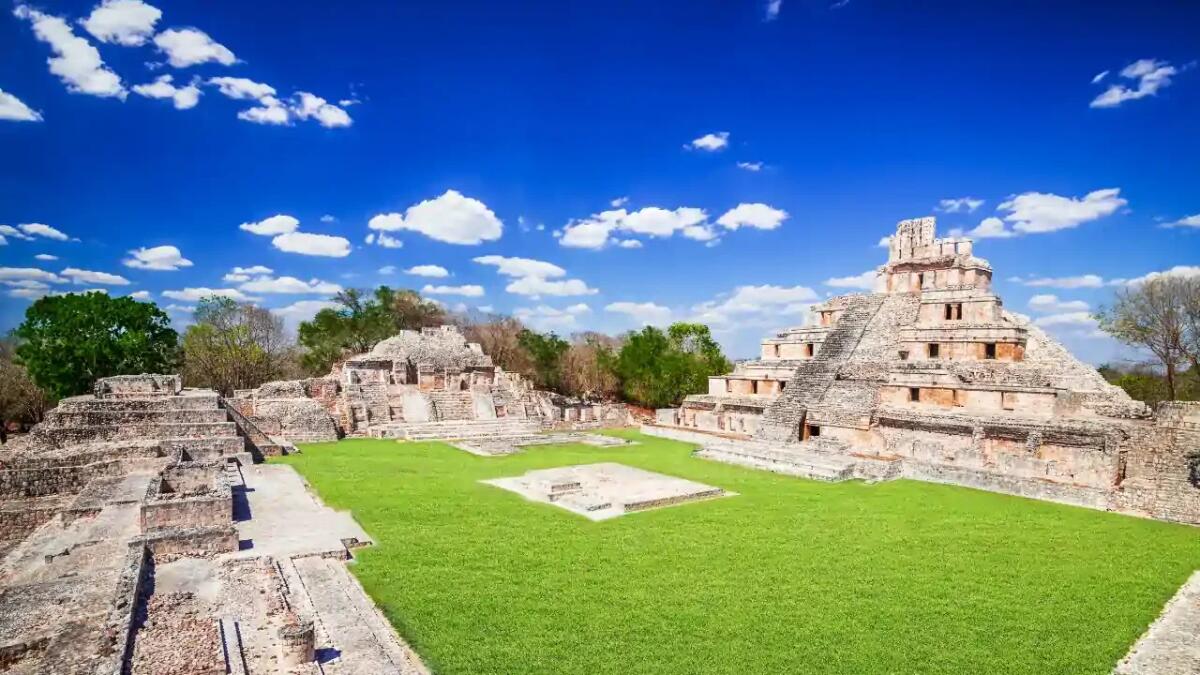 Scoperta la tomba del re fondatore della città Maya di Caracol in Belize - 