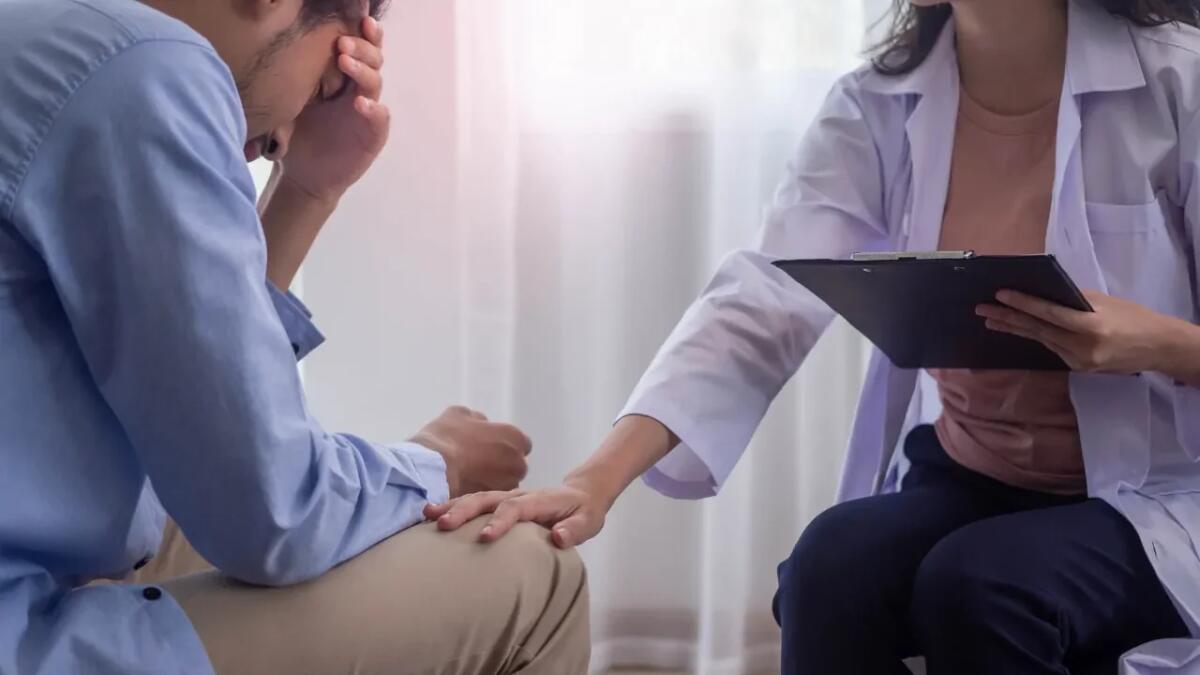 Quando l'aiuto è difficile da trovare: il potere del trattamento comunitario assertivo - 